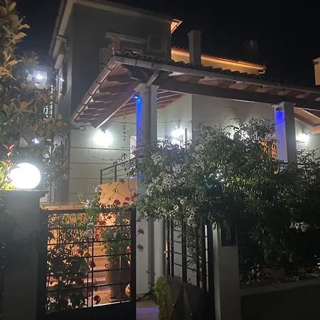 Holiday home Dimitris Corinthian *