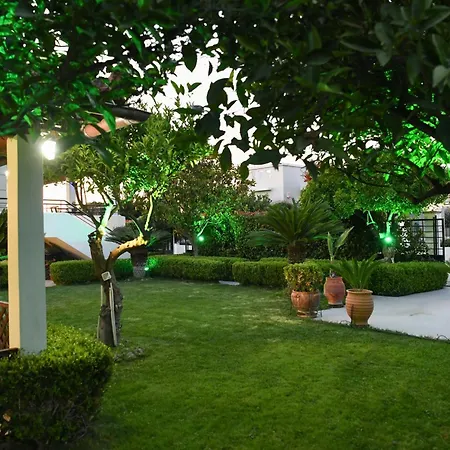 Corinthian Holiday home *